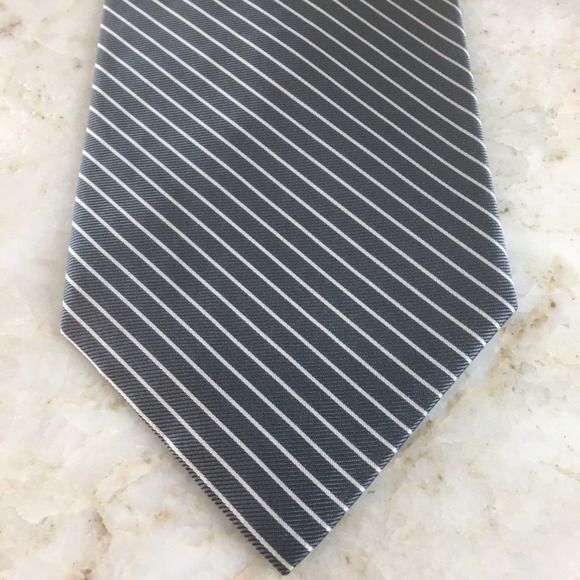 EXPRESS DESIGN STUDIO SILK TIE - Picture 1 of 13